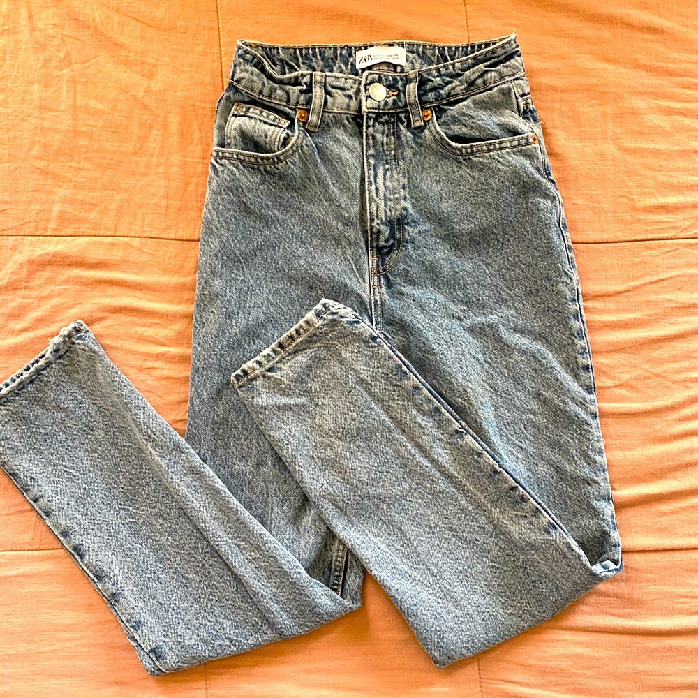Zara “mom fit” jeans
